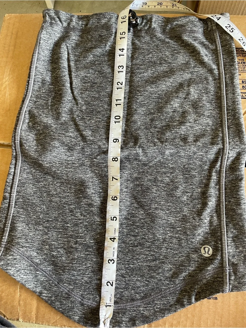 lululemon athletica Heather Gray Face Warmer O/S adjustable unisex Like New